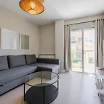 Urban Apt Para 6 En Adrian Pulido Con Parking