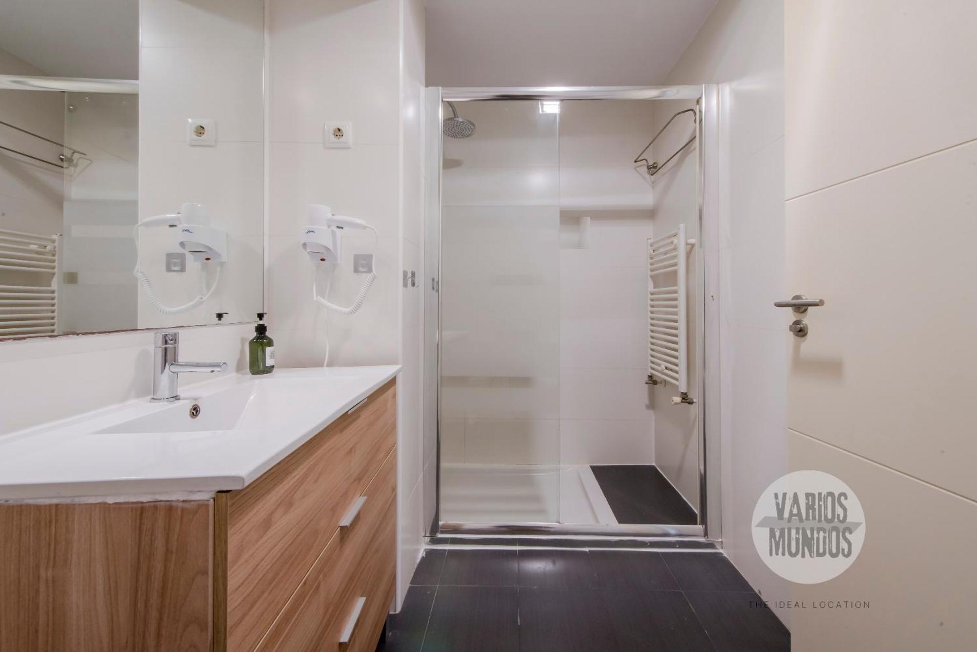 Apartamento Urban 6 En Adrian Pulido Con Parking Madrid